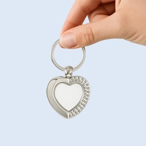 Privjesci i ploice Cat